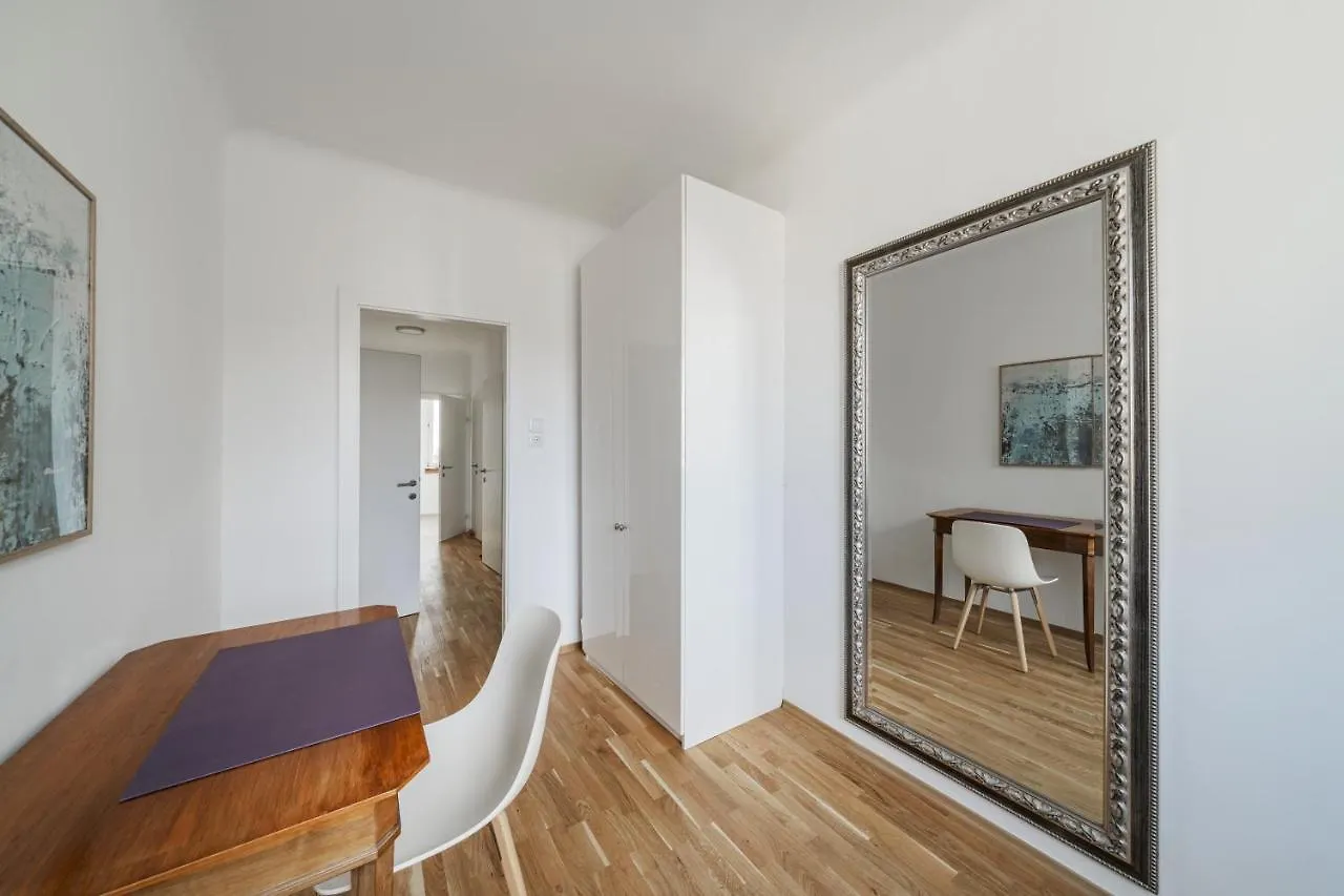 Central 70M Flat Close To Subway Apartment Vienna