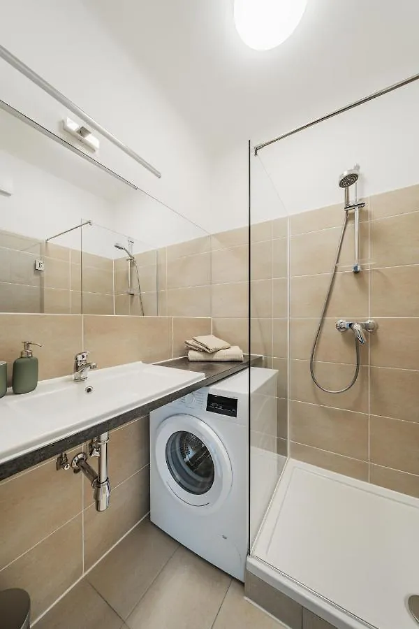 Central 70M Flat Close To Subway Apartment Vienna Austria