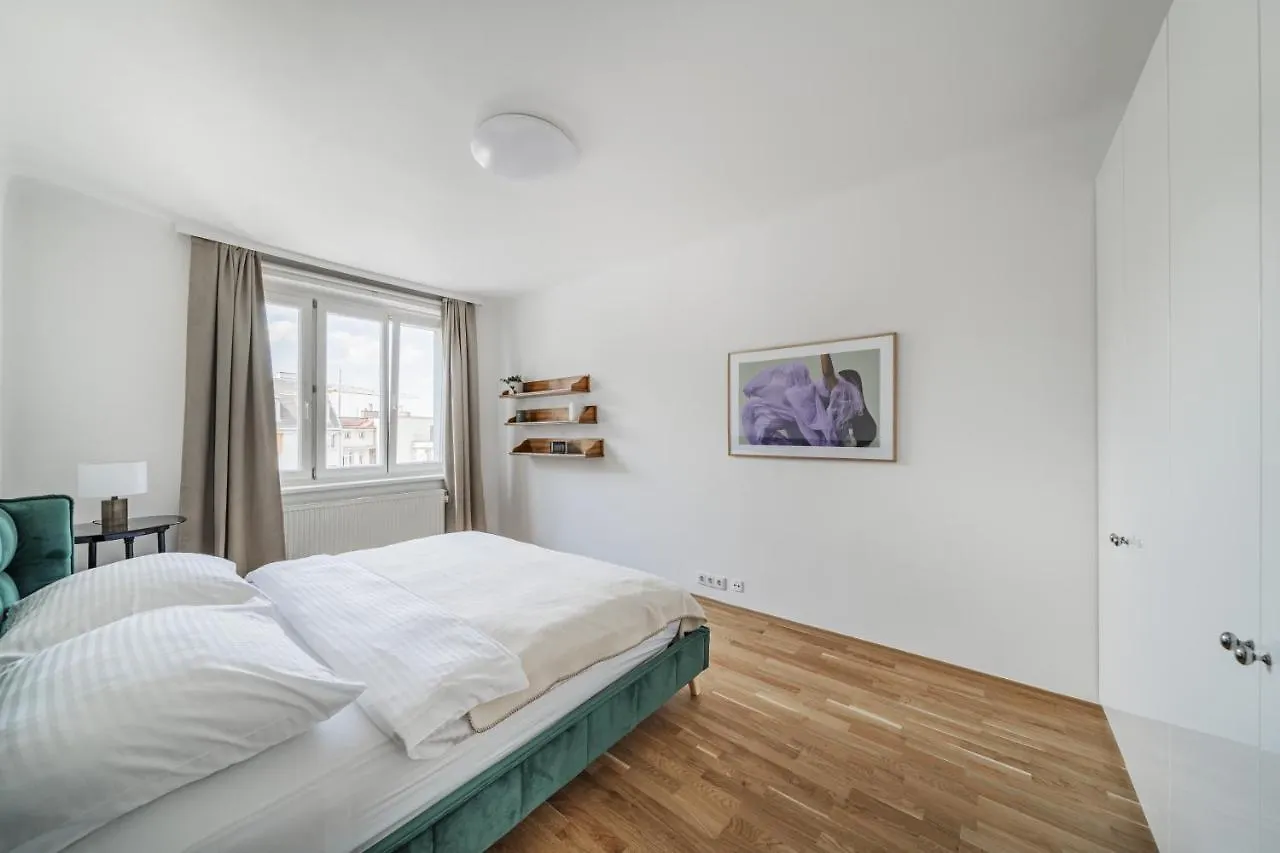 Central 70M Flat Close To Subway Apartment Vienna